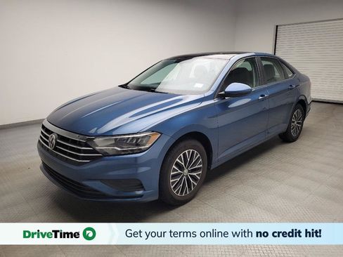 Used 2019 Volkswagen Jetta SE w/ Cold Weather Package FWD image 1