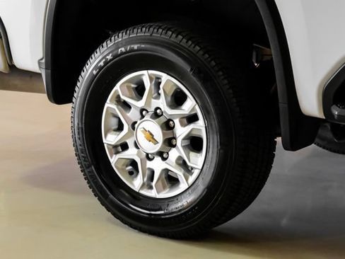 Used 2026 Chevrolet Silverado 2500 LT AWD/4WD image 56
