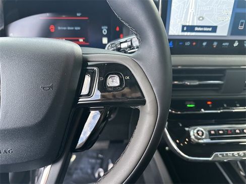 Certified 2024 Lincoln Corsair AWD w/ Equipment Group 101A image 29