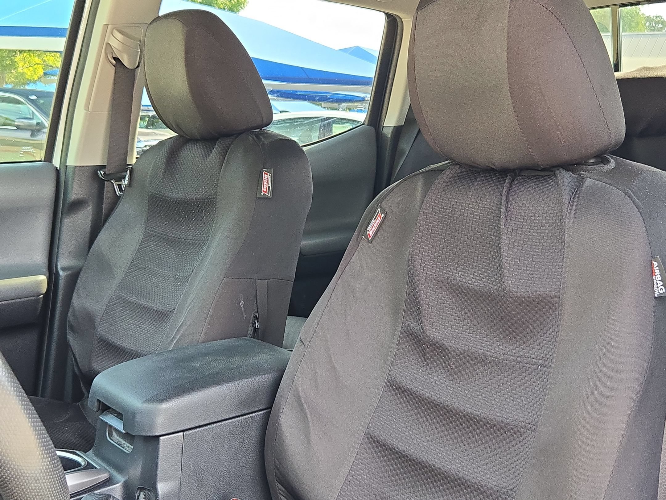 Used 2021 Toyota Tacoma SR5 RWD image 13