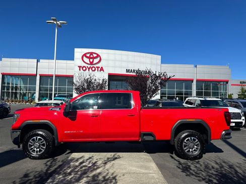 Used 2023 GMC Sierra 3500 SLE w/ SLE Value Package AWD/4WD image 2
