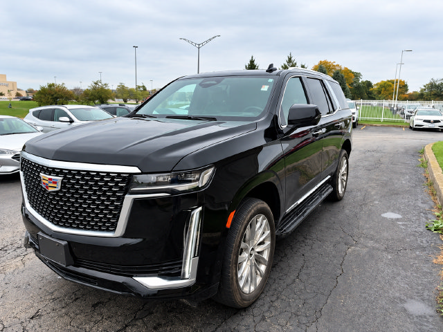 Used 2023 Cadillac Escalade Premium Luxury w/ LPO, Floor Liner Package AWD/4WD image 3