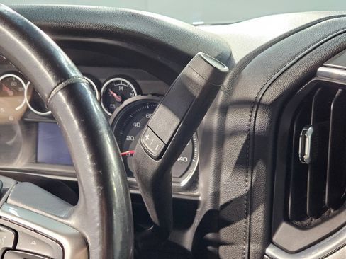 Used 2021 Chevrolet Silverado 1500 LT Trail Boss w/ Convenience Package II AWD/4WD image 32