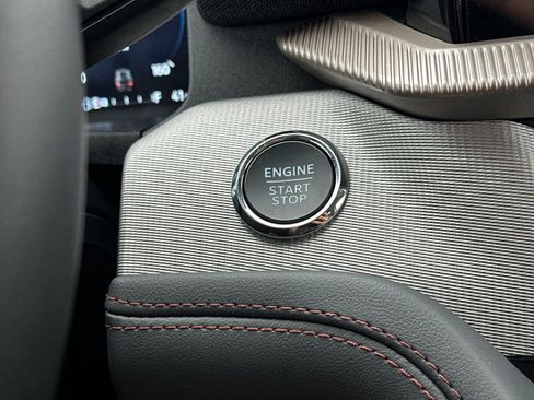 New 2026 Ford Explorer Active image 24