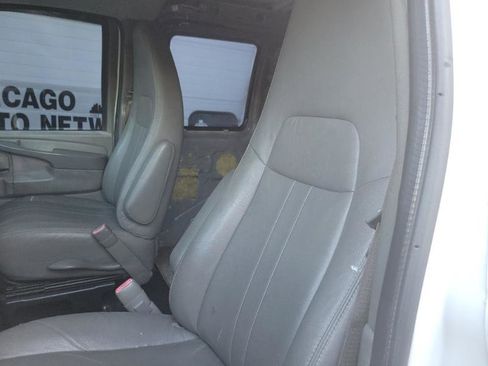 Used 2011 Chevrolet Express 1500 AWD image 26