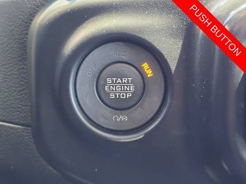 Used 2023 Jeep Wrangler Unlimited Sahara w/ Cold Weather Group AWD/4WD image 18
