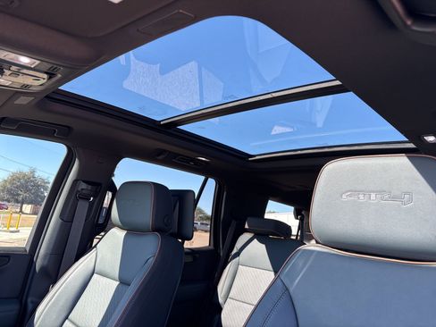 New 2026 GMC Yukon AT4 w/ AT4 Premium Plus Package image 12