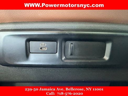 Used 2021 BMW X7 xDrive40i w/ Premium Package AWD/4WD image 46