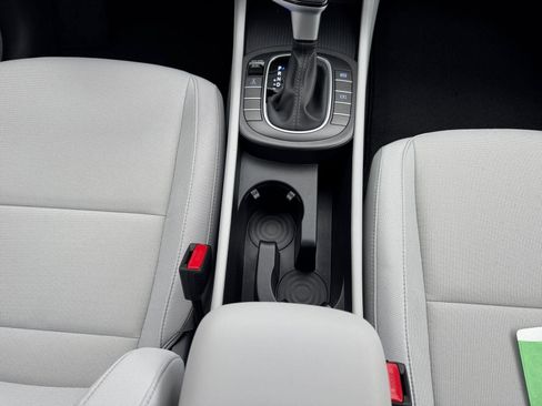 New 2026 Hyundai Kona SE AWD/4WD image 18