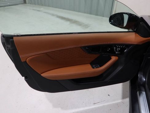 Used 2023 Jaguar F-TYPE R AWD/4WD image 17