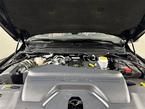 Used 2025 RAM 2500 Limited image 30