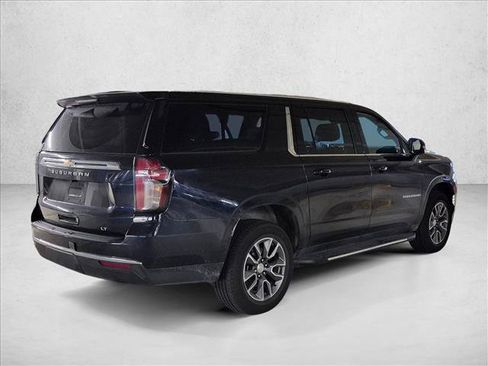 Used 2023 Chevrolet Suburban LT w/ LT Signature Plus Package RWD image 5