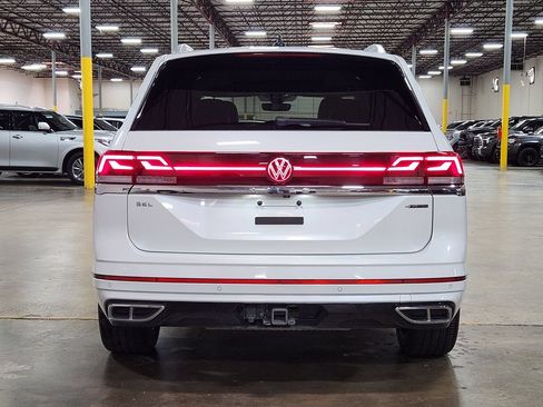 Used 2025 Volkswagen Atlas SEL Premium R-Line AWD/4WD image 10
