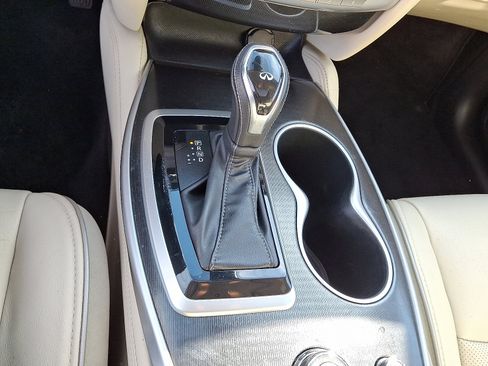 Used 2017 INFINITI QX60 AWD w/ Premium Plus Package image 16