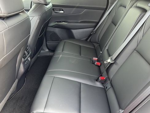 New 2025 Nissan Murano SL image 15