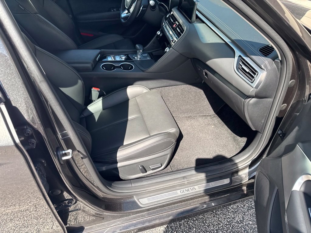 Used 2026 Genesis G70 2.5T RWD image 18