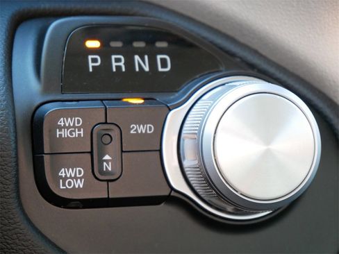 Used 2024 RAM 2500 Laramie image 21