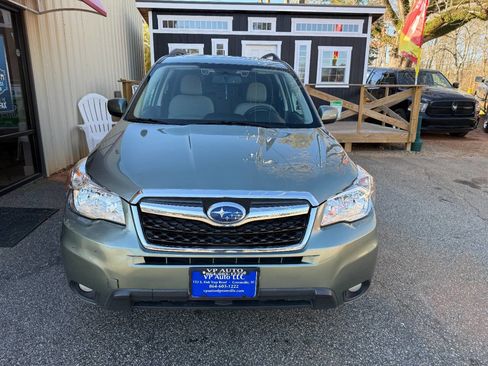 Used 2015 Subaru Forester 2.5i Premium image 2