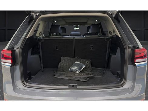 Used 2025 Volkswagen Atlas SE w/ Panoramic Sunroof Package AWD/4WD image 27