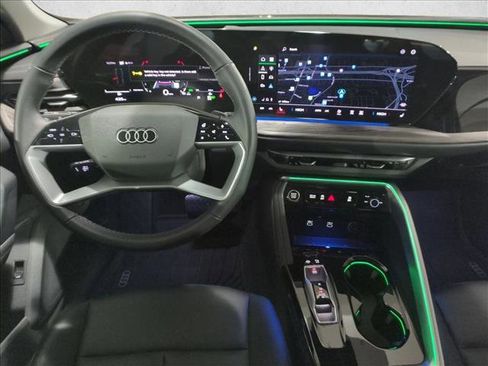 Certified 2025 Audi Q5 Premium w/ Convenience Package image 19