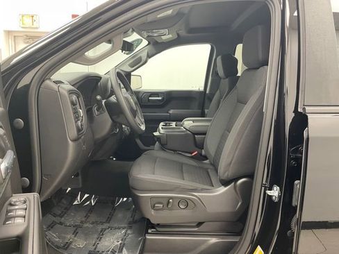 Used 2023 Chevrolet Silverado 1500 Custom image 7