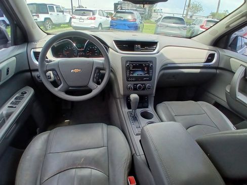 Used 2016 Chevrolet Traverse LS FWD image 24