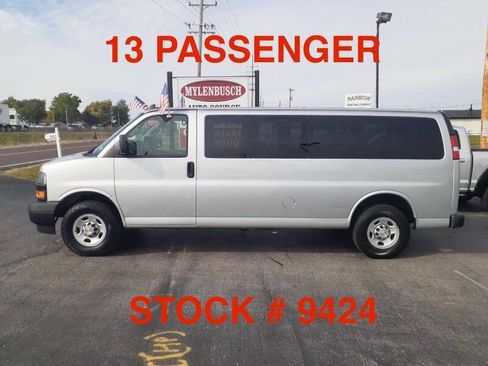 Used 2020 Chevrolet Express 3500 LS image 1