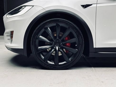 Used 2020 Tesla Model X Performance AWD/4WD image 38