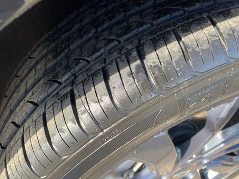 Certified 2024 Chevrolet Equinox RS w/ LPO, Floor Liner Package image 23