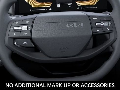 New 2026 Kia K4 FWD image 22
