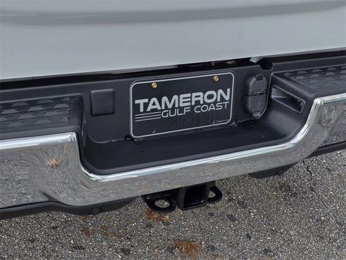 Used 2019 RAM 2500 Tradesman w/ Chrome Appearance Group image 25