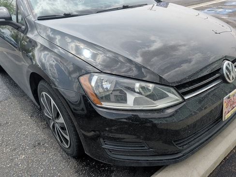 Used 2017 Volkswagen Golf Wolfsburg Edition image 2