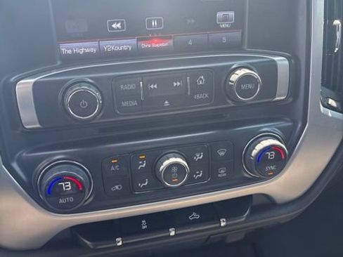 Used 2016 GMC Sierra 1500 SLE w/ SLE Value Package AWD/4WD image 8