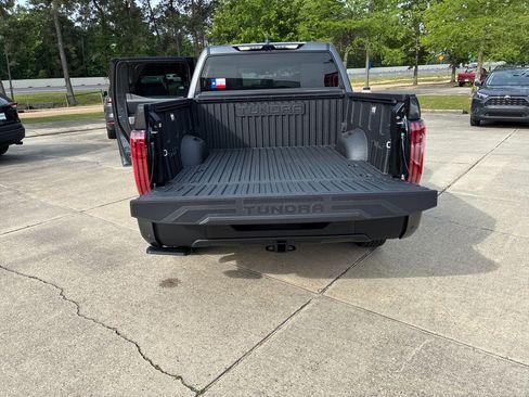 New 2026 Toyota Tundra Limited AWD/4WD image 29