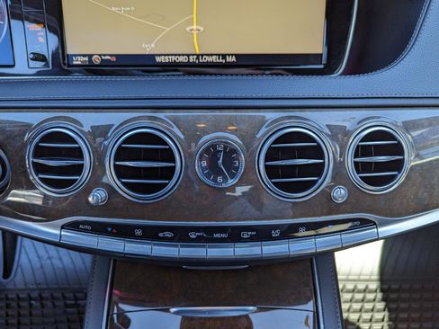 Used 2015 Mercedes-Benz S 550 4MATIC Sedan image 24