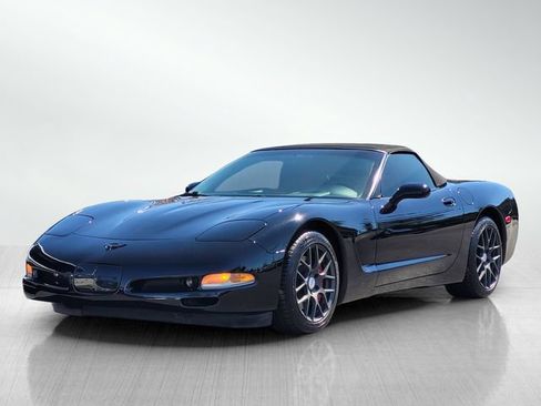 Used 2002 Chevrolet Corvette Convertible w/ Preferred Equipment Group2 RWD image 8