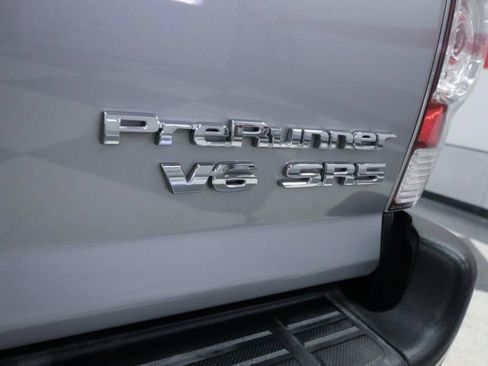 Used 2014 Toyota Tacoma PreRunner w/ SR5 Package image 27