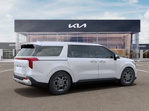 New 2026 Kia Carnival EX FWD image 4