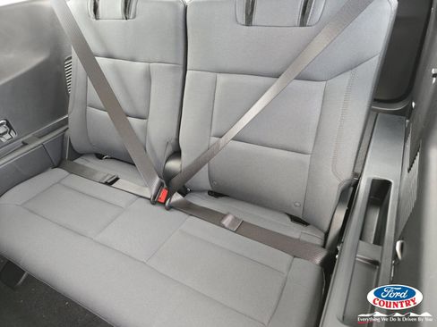 New 2026 Ford Explorer Active image 8