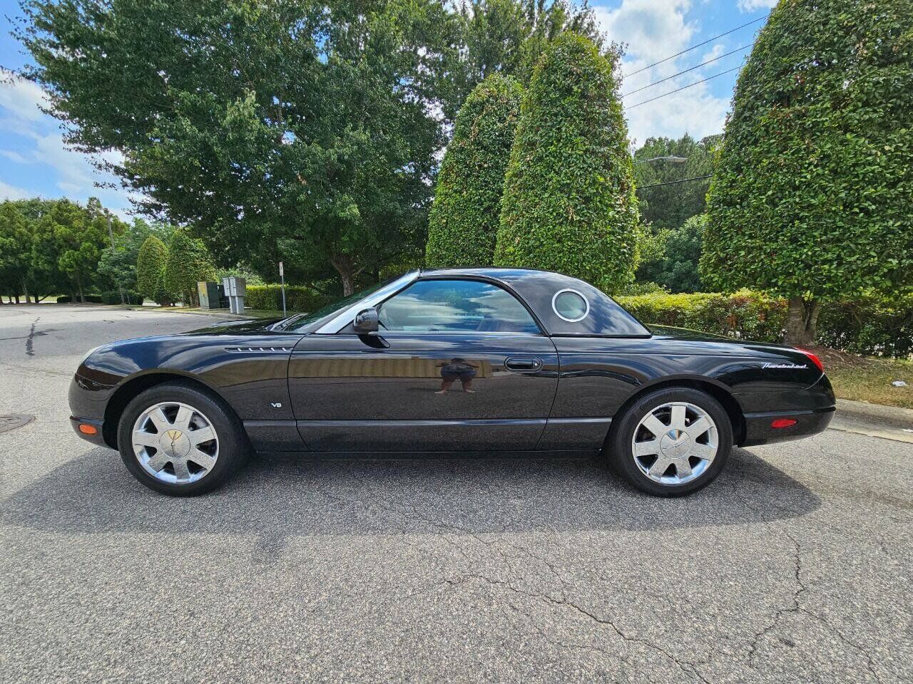 Used 2003 Ford Thunderbird RWD image 2
