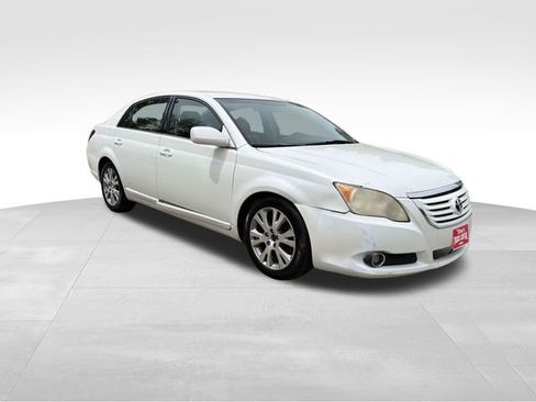 Used 2008 Toyota Avalon FWD image 1