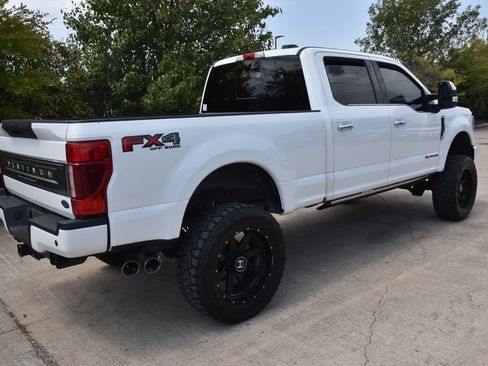Used 2021 Ford F250 Platinum w/ FX4 Off-Road Package AWD/4WD image 5
