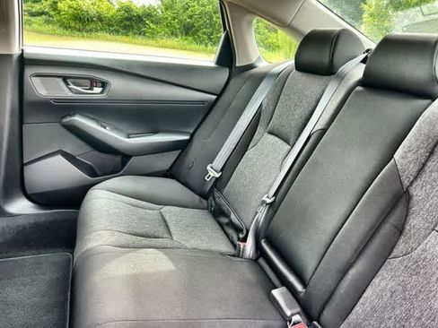 Used 2024 Honda Accord EX image 14