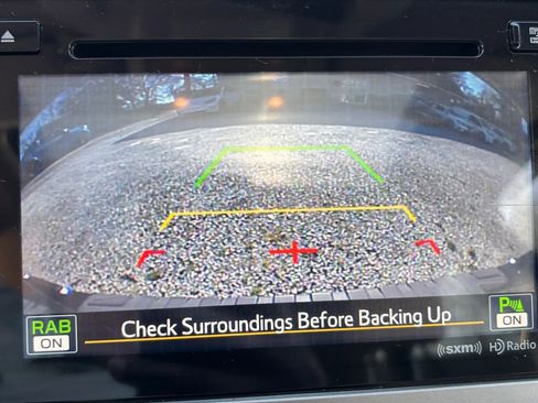 Used 2017 Subaru Outback 2.5i Limited image 16