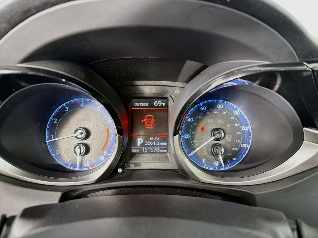 Used 2015 Toyota Corolla S FWD image 17