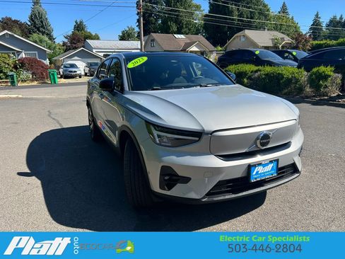 Used 2023 Volvo C40 P8 Recharge Plus AWD/4WD image 3