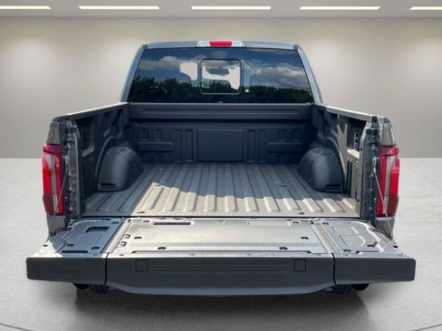 Used 2025 Ford F150 Lariat w/ Equipment Group 502A High AWD/4WD image 5