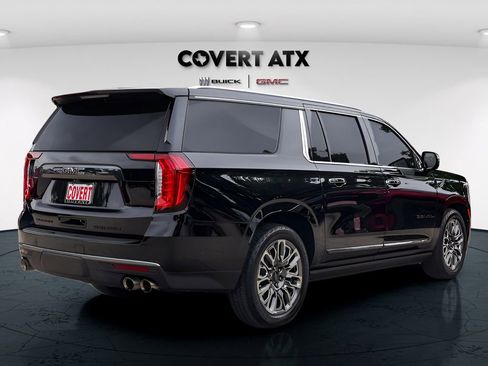Used 2023 GMC Yukon XL Denali Ultimate AWD/4WD image 7