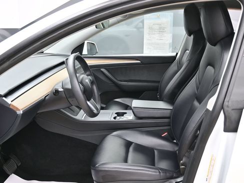 Used 2023 Tesla Model Y Long Range AWD/4WD image 11