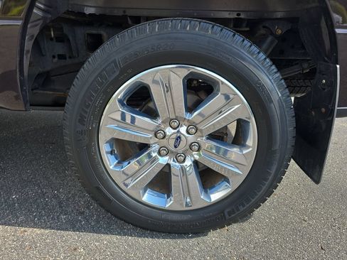 Used 2020 Ford F150 XLT w/ Equipment Group 302A Luxury AWD/4WD image 35
